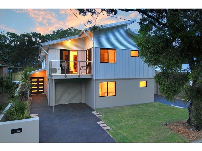 10 White St., Victoria Point QLD 4165