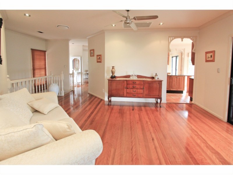 17 Fletcher Terrace, Ormiston QLD 4160