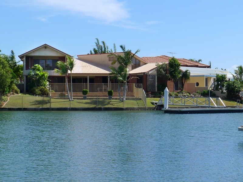 24 MAINROYAL CRT, Raby Bay QLD 4163