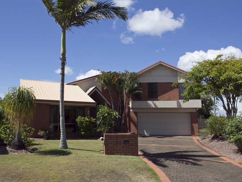 24 MAINROYAL CRT, Raby Bay QLD 4163