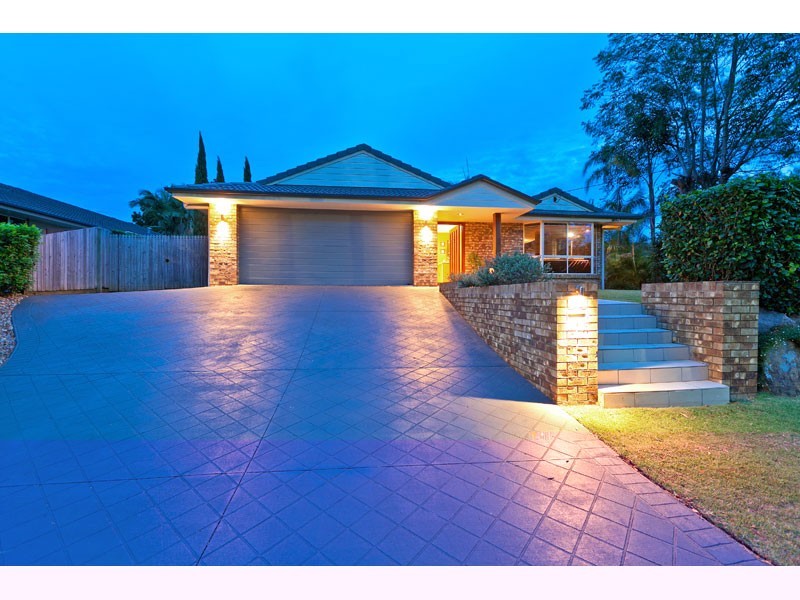 18 Joseph Pl, Ormiston QLD 4160