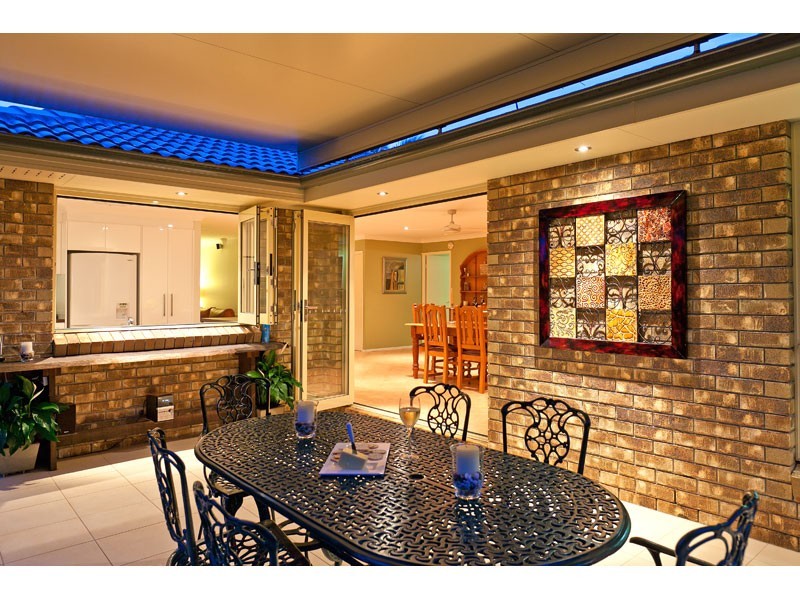 18 Joseph Pl, Ormiston QLD 4160