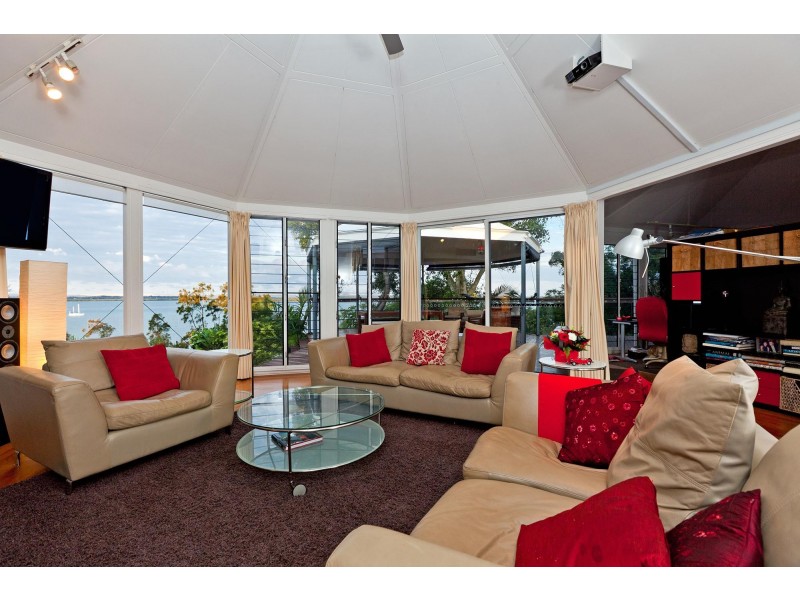 28 WILSONS ESPLANADE, Redland Bay QLD 4165