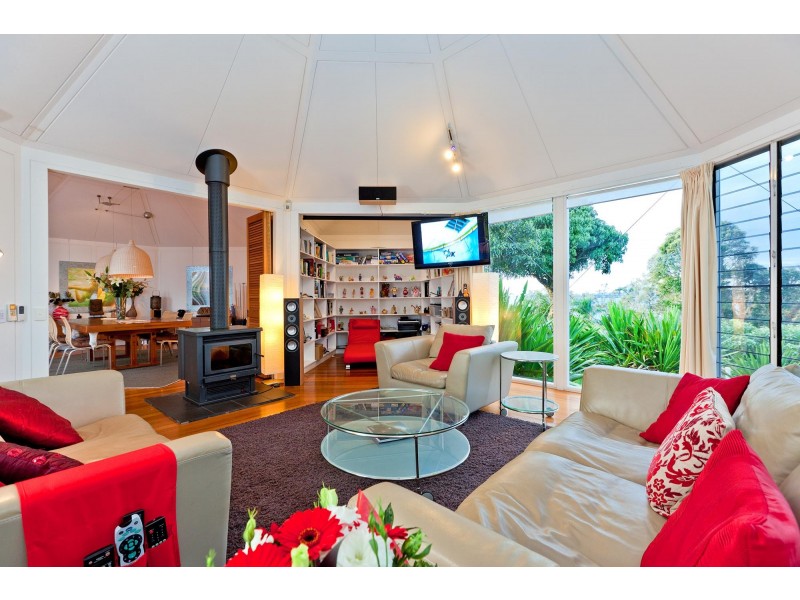 28 WILSONS ESPLANADE, Redland Bay QLD 4165