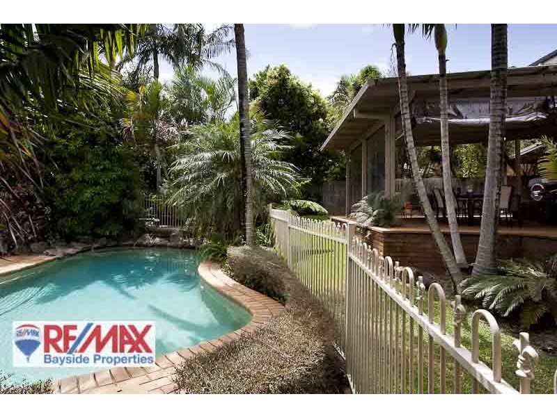 16 Spurs Drive, Wellington Point QLD 4160