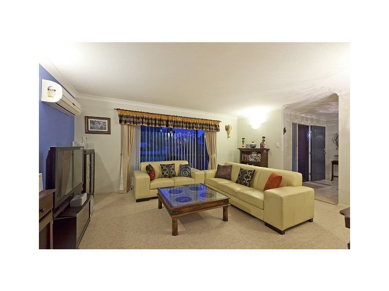 2 Cumulus Pl, Birkdale QLD 4159