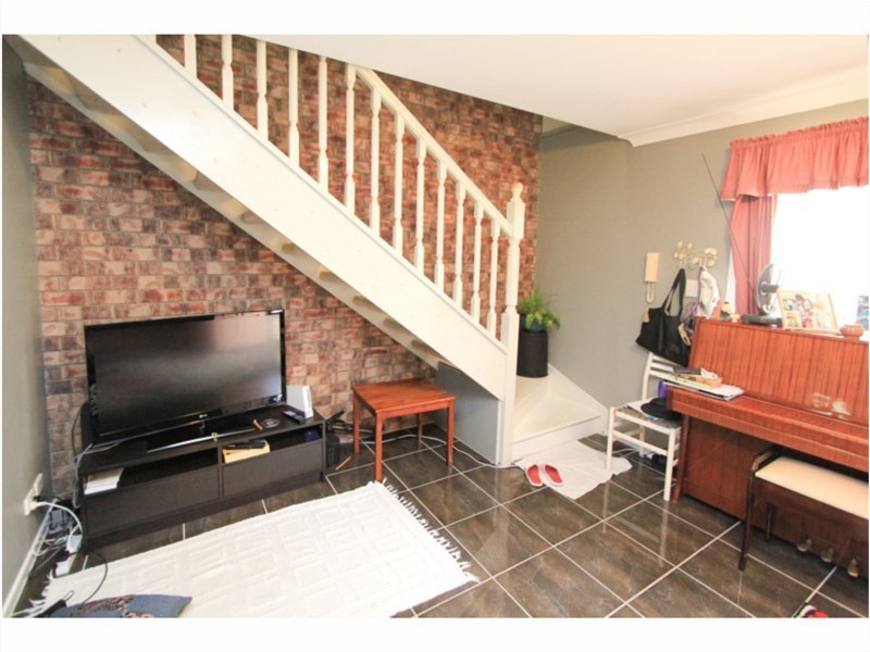 1/8 Nangando St, Capalaba QLD 4157