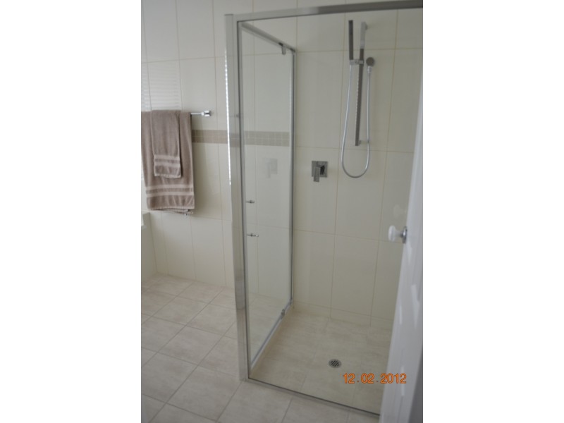 1 Muirhead Ct, Victoria Point QLD 4165