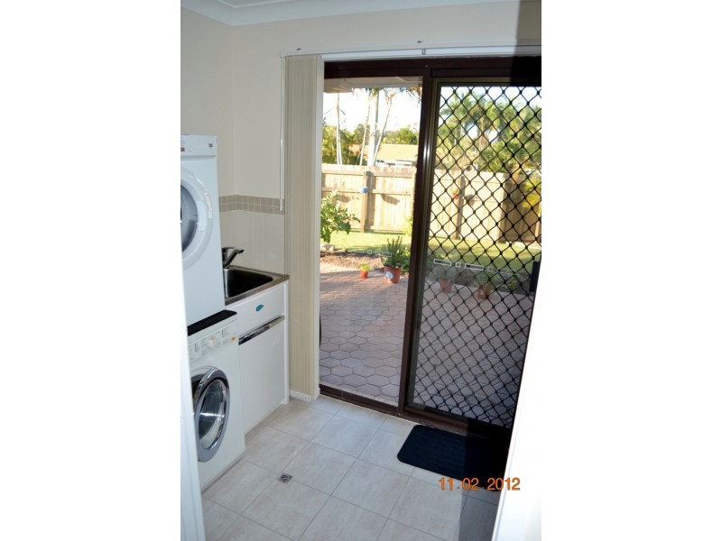 1 Muirhead Ct, Victoria Point QLD 4165