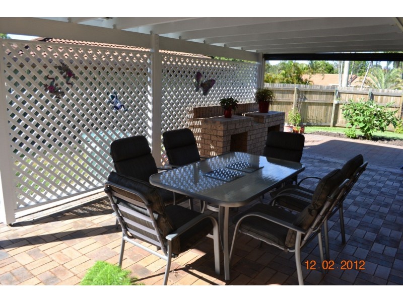 1 Muirhead Ct, Victoria Point QLD 4165