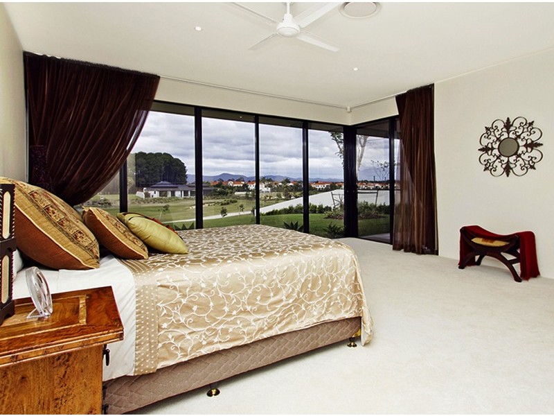 2510 The Estate, Sanctuary Cove QLD 4212