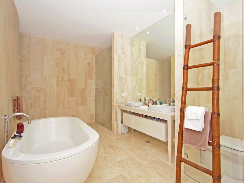 2510 The Estate, Sanctuary Cove QLD 4212