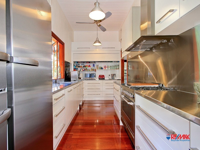 106 Passage Street, Cleveland QLD 4163