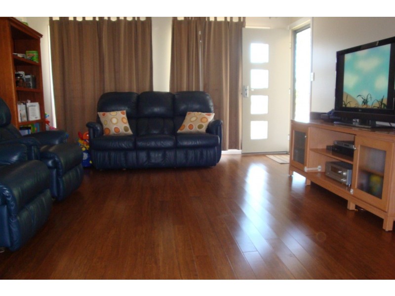 4 Ackworth Pl, Alexandra Hills QLD 4161