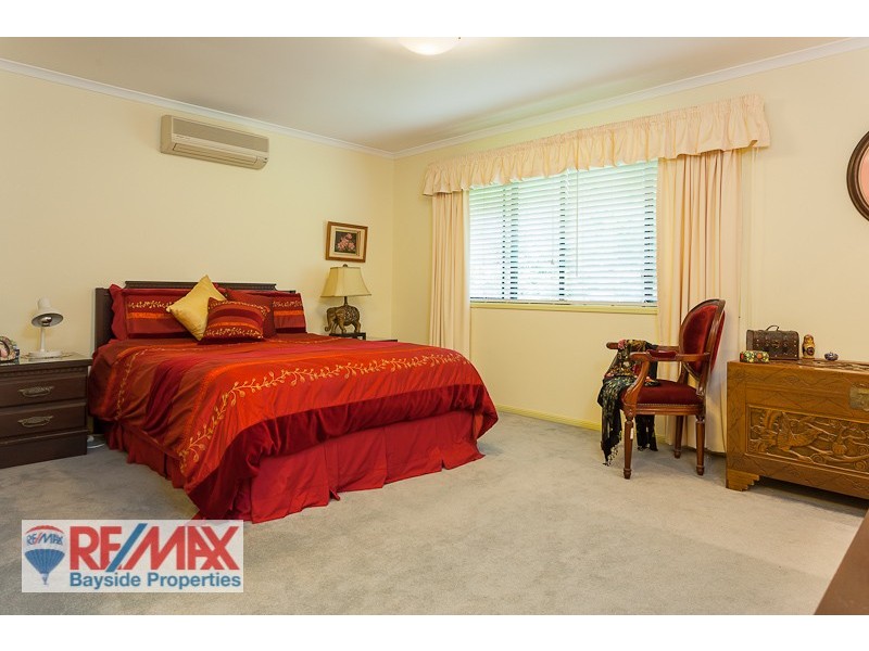 12 Blackthorne St, Ormiston QLD 4160