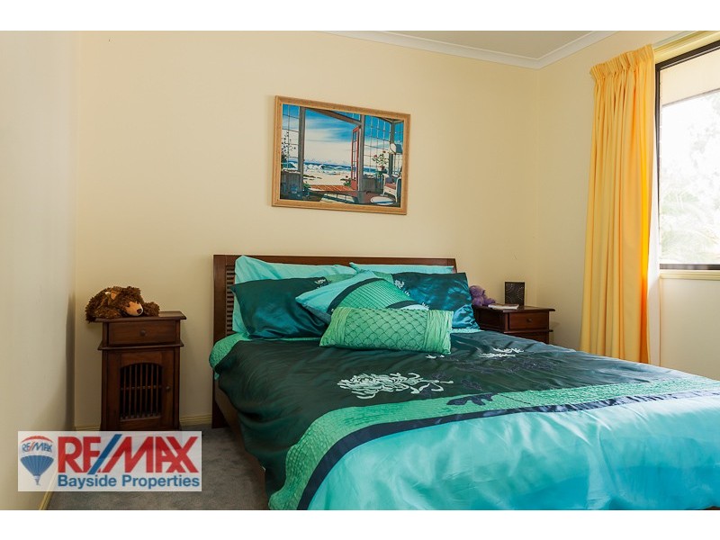 12 Blackthorne St, Ormiston QLD 4160