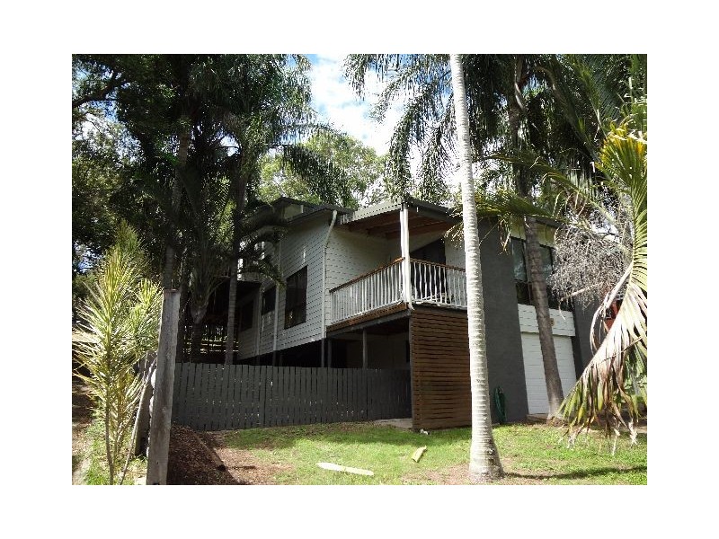 17 merinda, Point Lookout QLD 4183