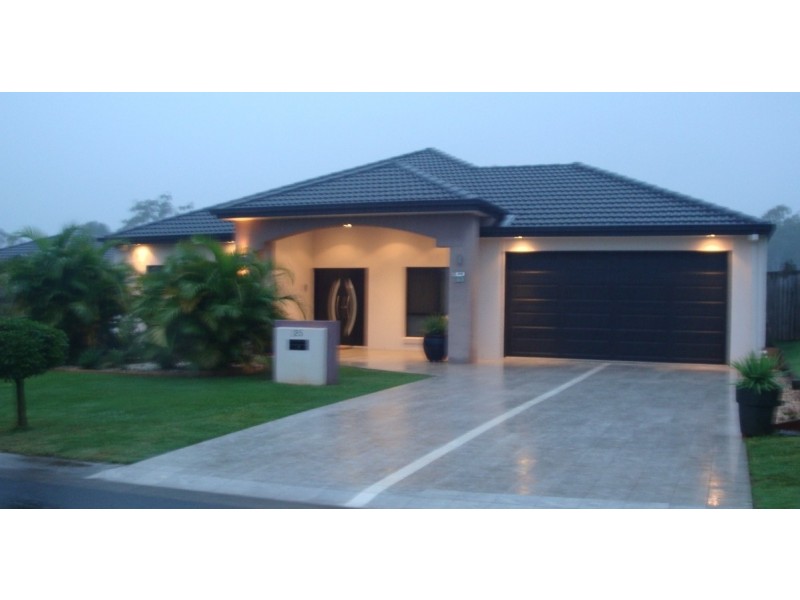 25 Caswell Cres, Redland Bay QLD 4165