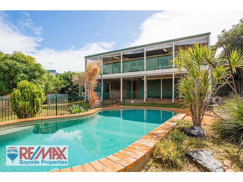 4 Manly Street, Birkdale QLD 4159