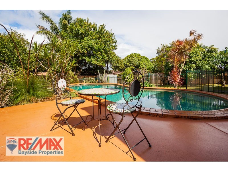 4 Manly Street, Birkdale QLD 4159