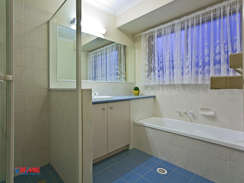 75 HANLON STREET, Tanah Merah QLD 4128