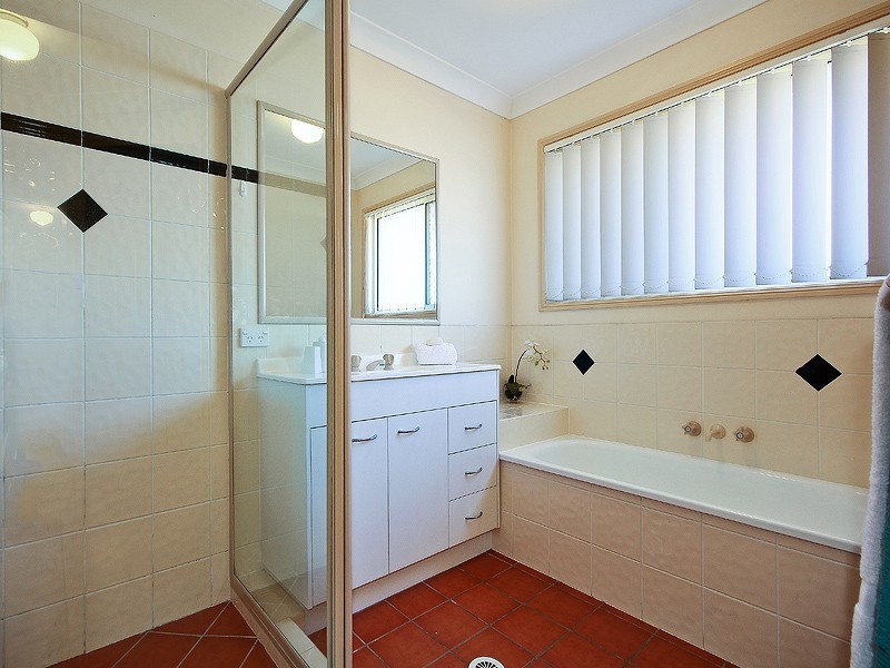 14 CASSIM PLACE, Redland Bay QLD 4165