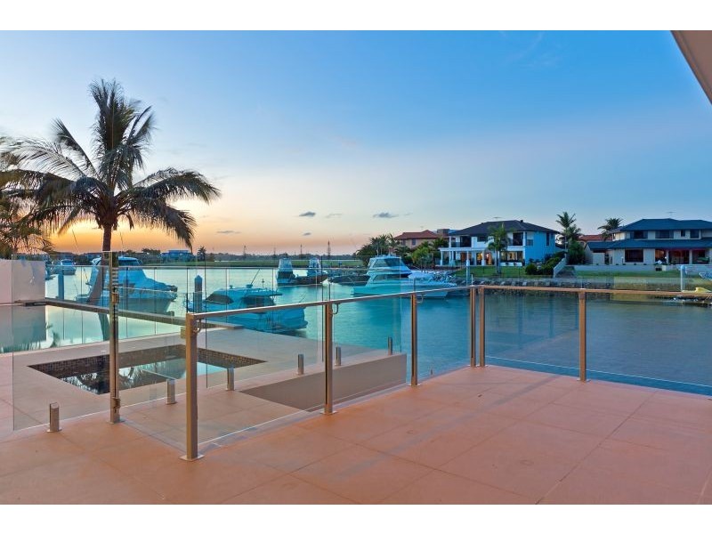 15 Marram crt, Raby Bay QLD 4163