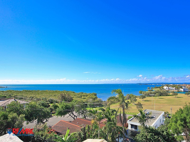 33 CLEVELAND TERRACE, Ormiston QLD 4160
