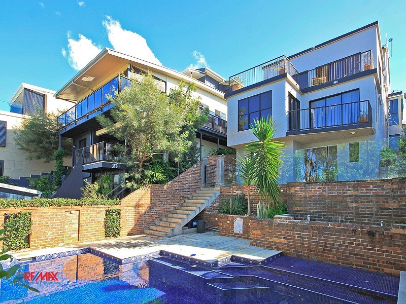 33 CLEVELAND TERRACE, Ormiston QLD 4160