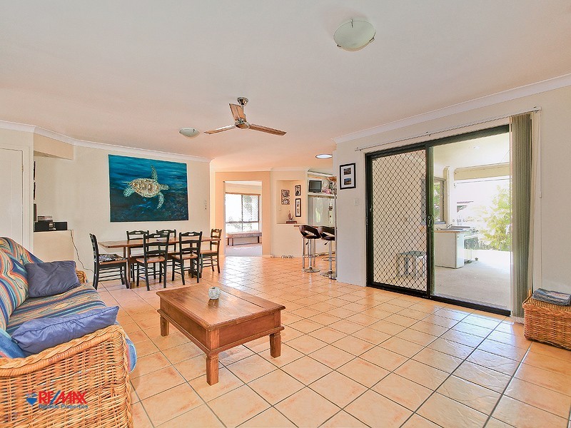 1 CRESTWOOD CLOSE, Ormiston QLD 4160