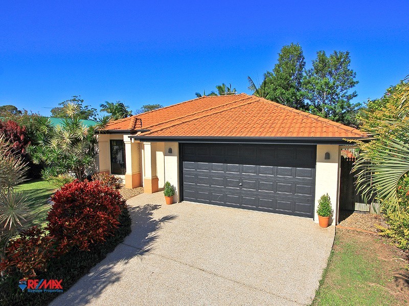 1 CRESTWOOD CLOSE, Ormiston QLD 4160