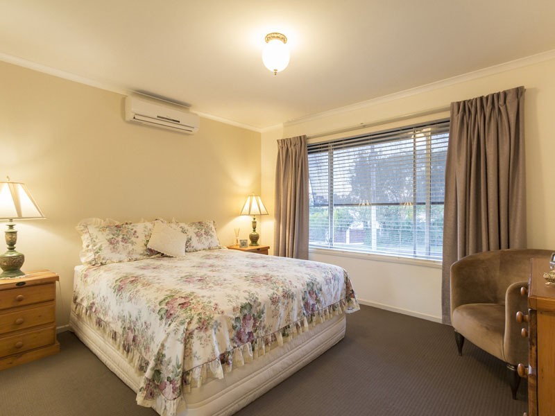 3 Chelsea Crescent, Alexandra Hills QLD 4161