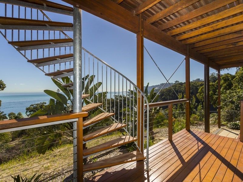 27 Nautlius Drive, Tangalooma QLD 4025