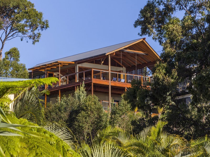 27 Nautlius Drive, Tangalooma QLD 4025