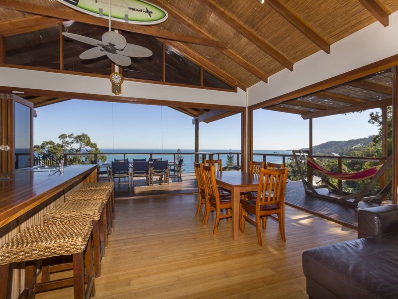 27 Nautlius Drive, Tangalooma QLD 4025