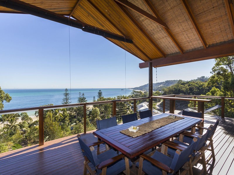 27 Nautlius Drive, Tangalooma QLD 4025