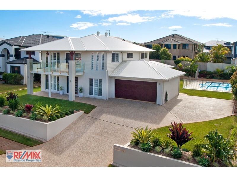 69 Penzance Drive, Redland Bay QLD 4165