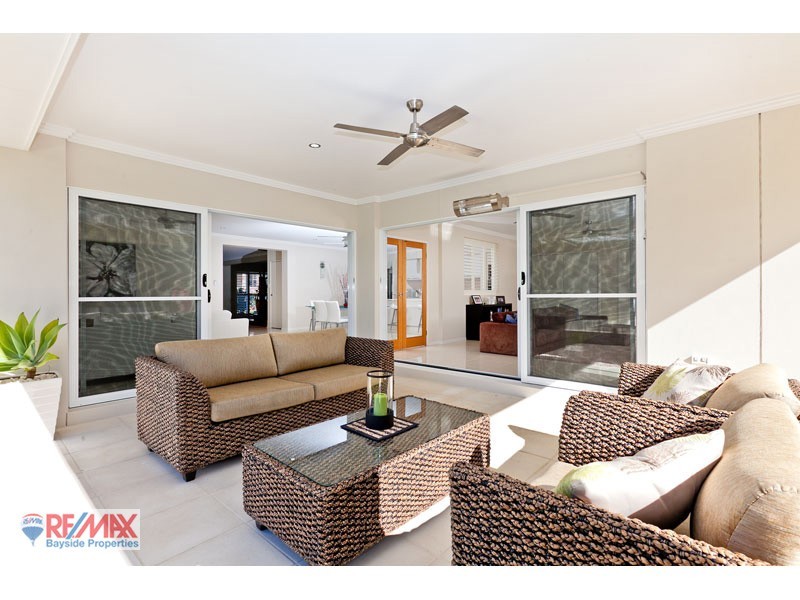 69 Penzance Drive, Redland Bay QLD 4165