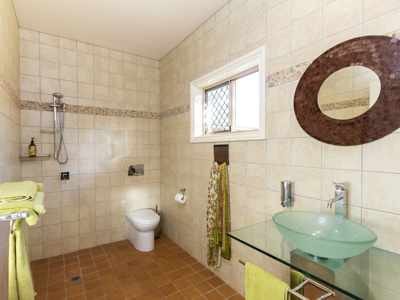 39-47 Luke st, Thornlands QLD 4164