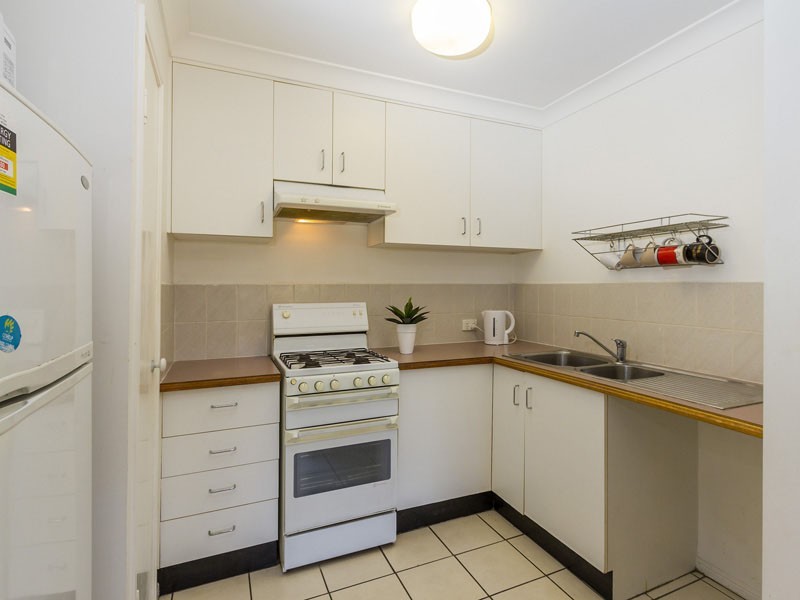 42/14 Kensington Place, Birkdale QLD 4159