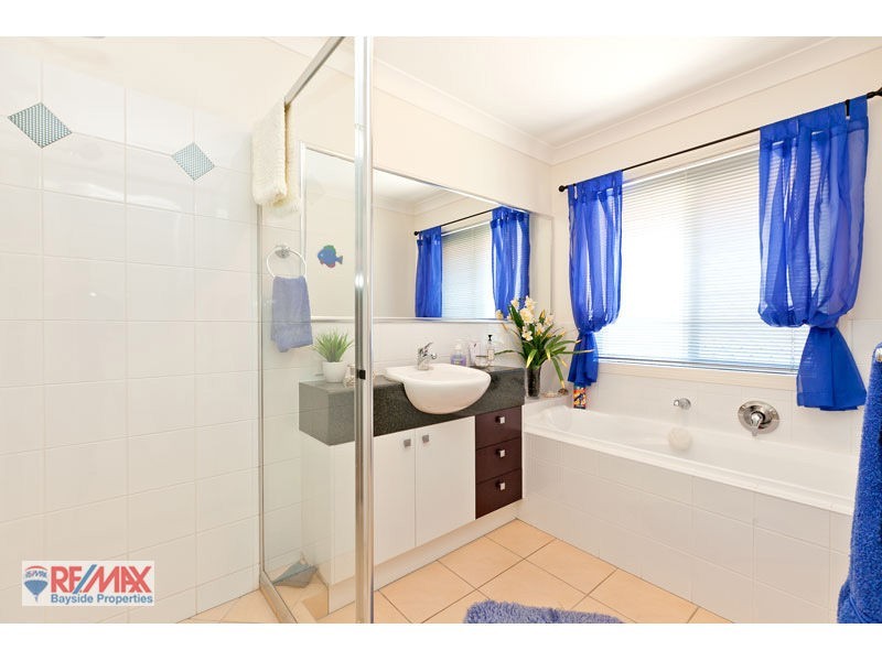 7 Aphrodite Court, Cleveland QLD 4163