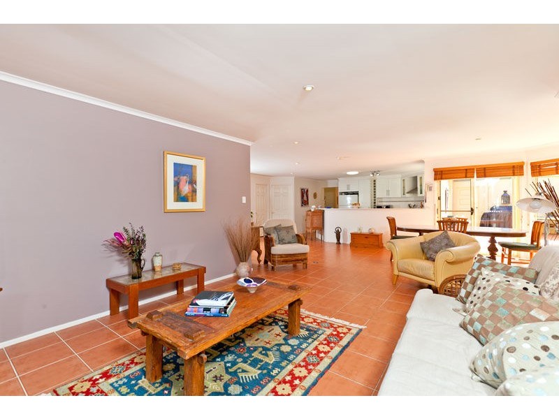 16 Pryor Street, Ormiston QLD 4160