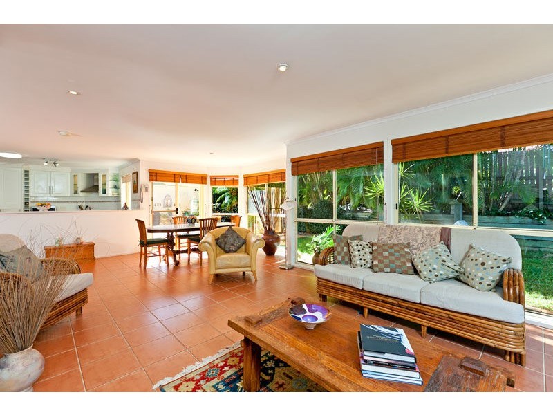 16 Pryor Street, Ormiston QLD 4160