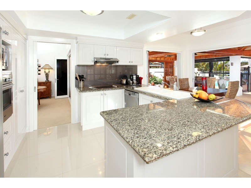 12 Caravel Court, Raby Bay QLD 4163