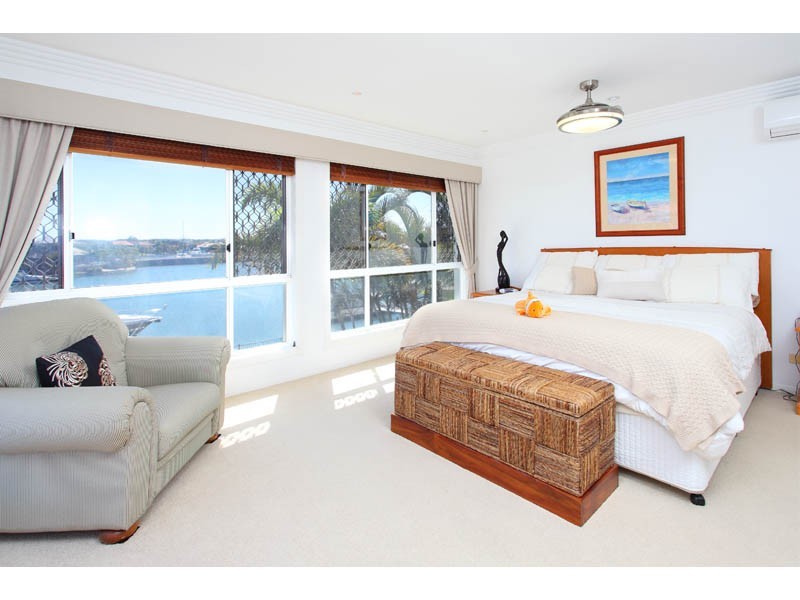 12 Caravel Court, Raby Bay QLD 4163