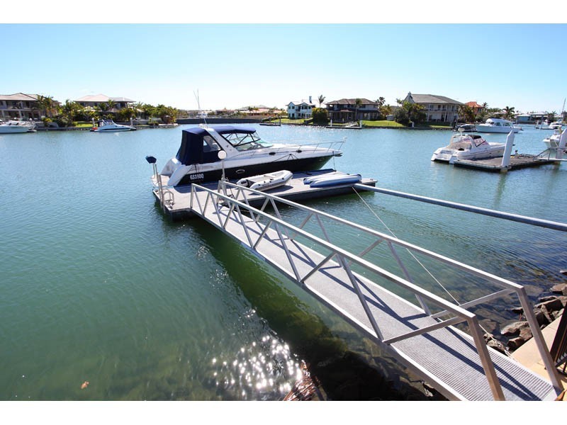 12 Caravel Court, Raby Bay QLD 4163