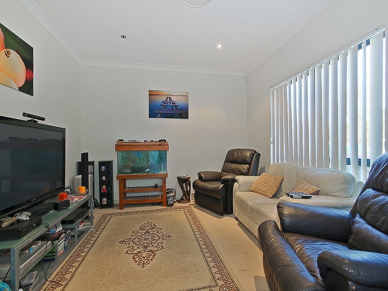 5 SHEARWATER STREET, Cleveland QLD 4163