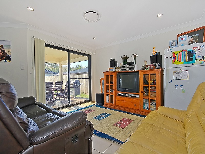 5 SHEARWATER STREET, Cleveland QLD 4163