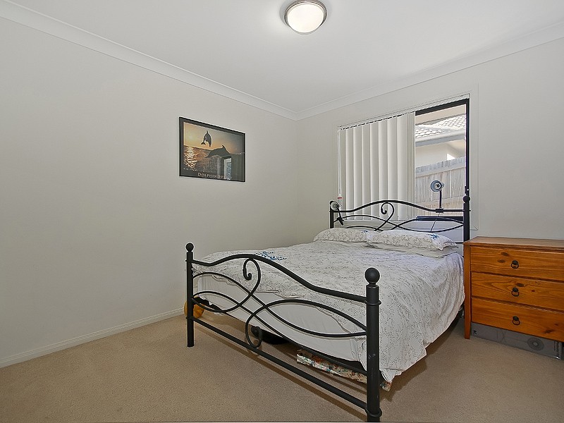 5 SHEARWATER STREET, Cleveland QLD 4163