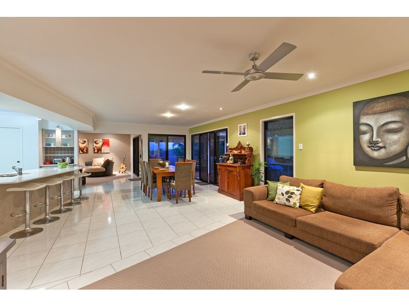 8 Tamarind Close, Thornlands QLD 4164